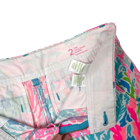 Lilly Pulitzer Callahan shorts 5” inseam Size 2 Lets Cha Cha print - Picture 4 of 6